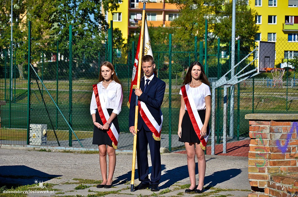 Rozpoczęcie roku szkolnego w ZS nr 4