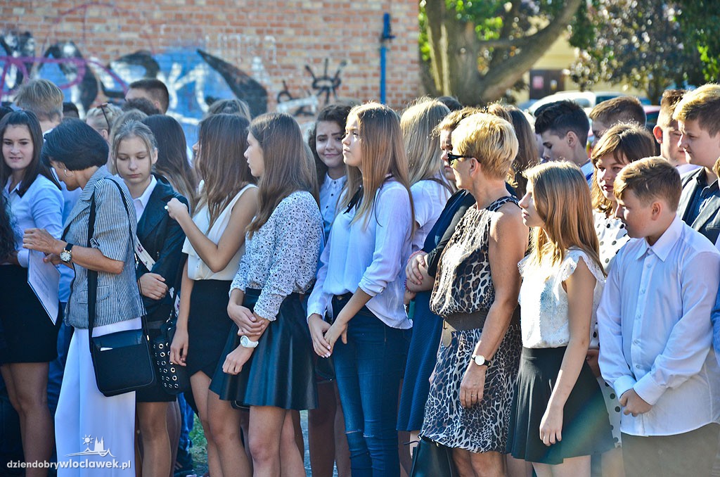 Rozpoczęcie roku szkolnego w ZS nr 4