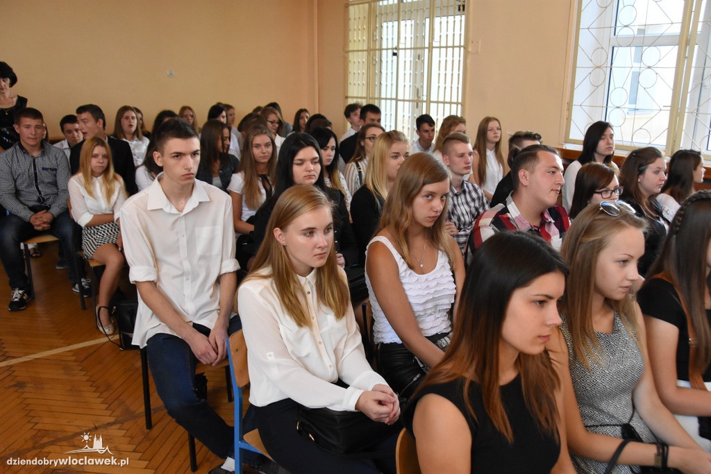 Rozpoczęcie roku szkolnego w Chemiku
