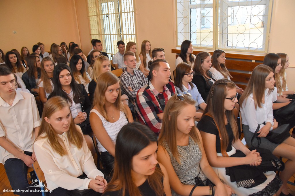 Rozpoczęcie roku szkolnego w Chemiku