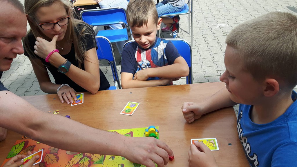 Półkolonie dla dzieci w klubie Łęg