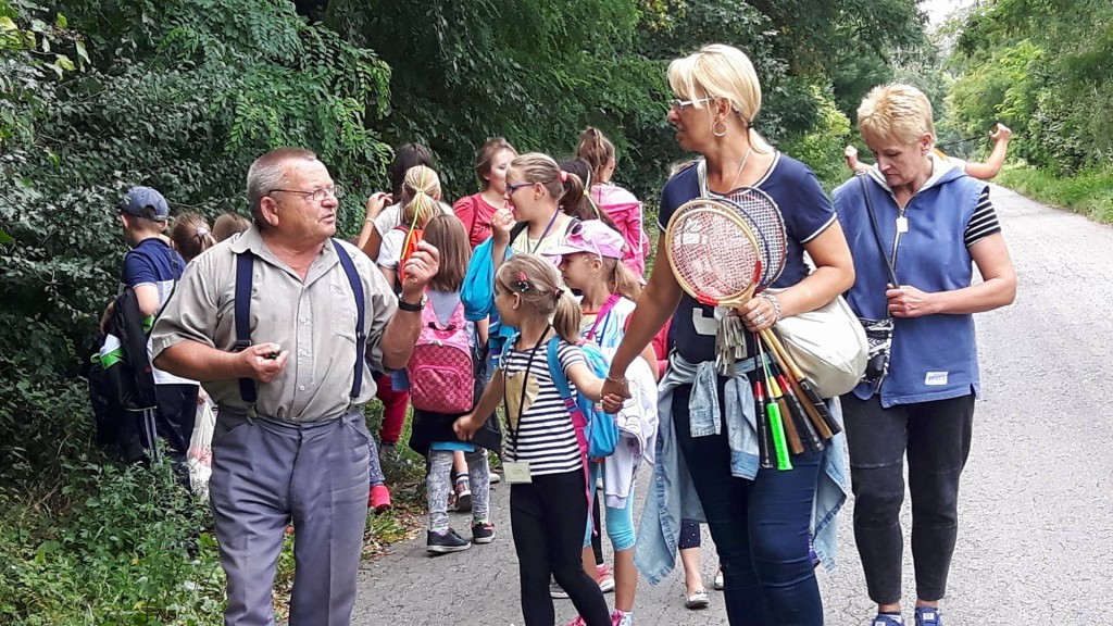 Półkolonie dla dzieci w klubie Łęg