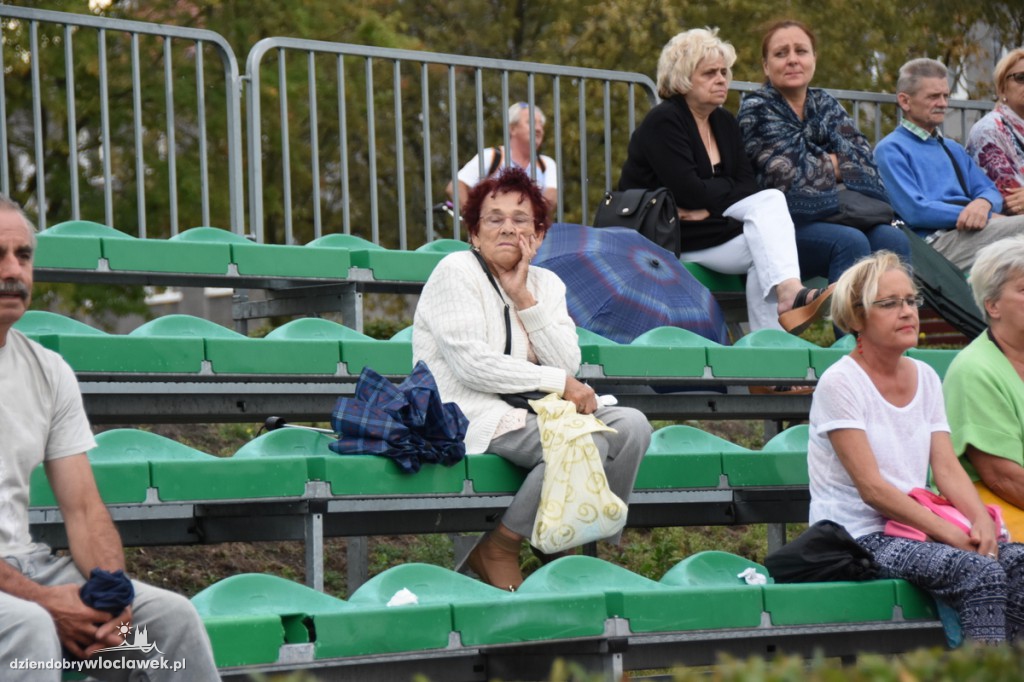 Cristal Band na pływającej scenie