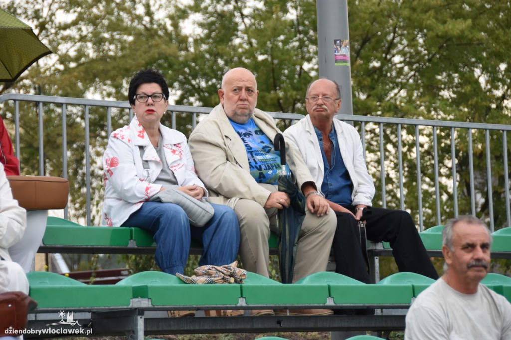 Cristal Band na pływającej scenie