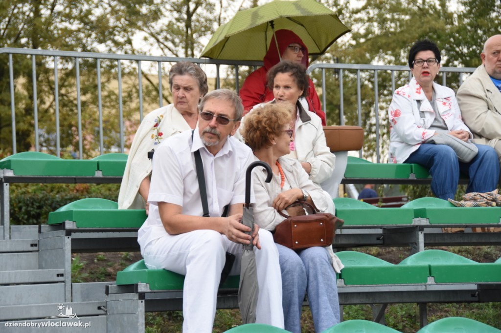 Cristal Band na pływającej scenie