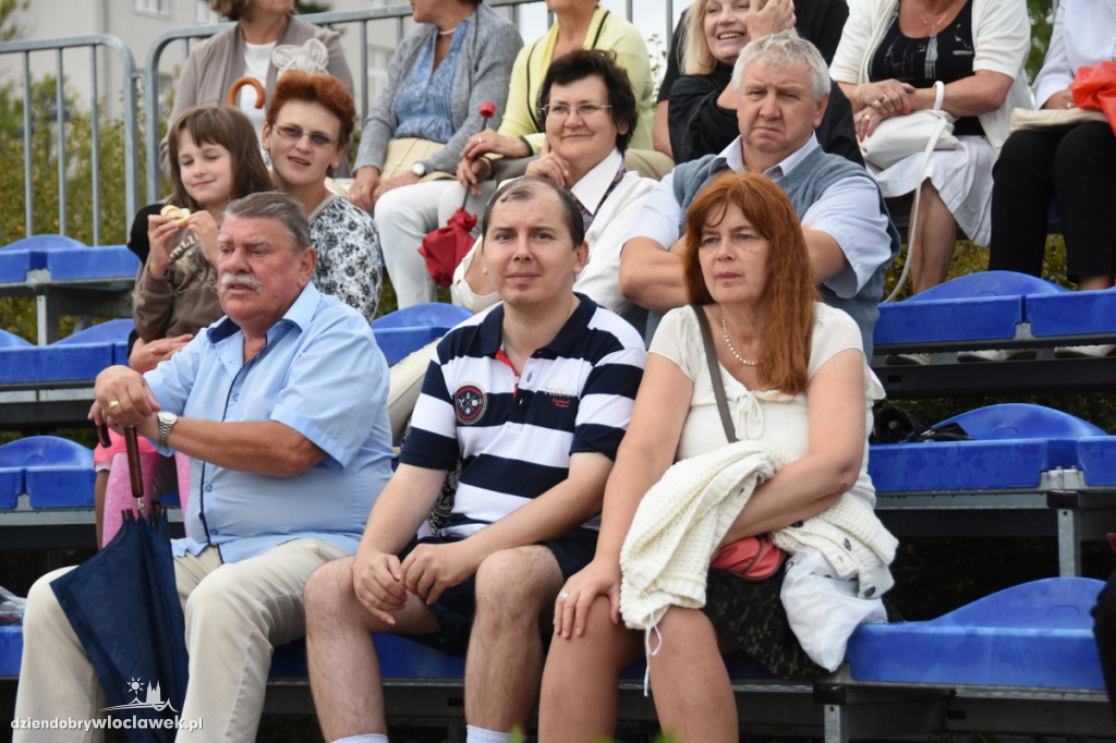 Cristal Band na pływającej scenie