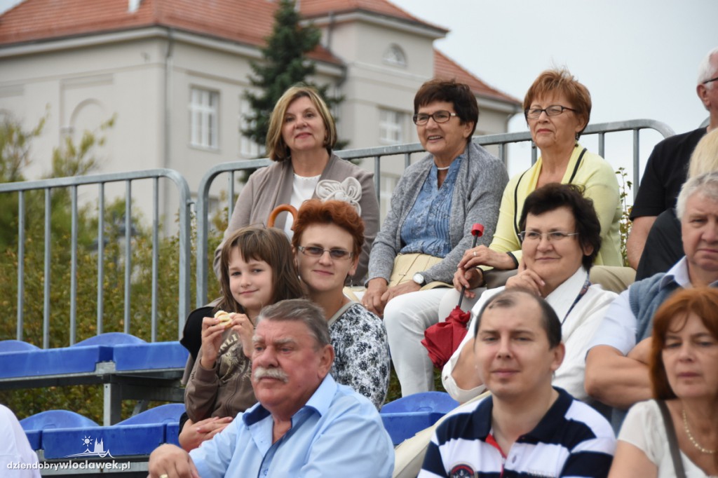 Cristal Band na pływającej scenie
