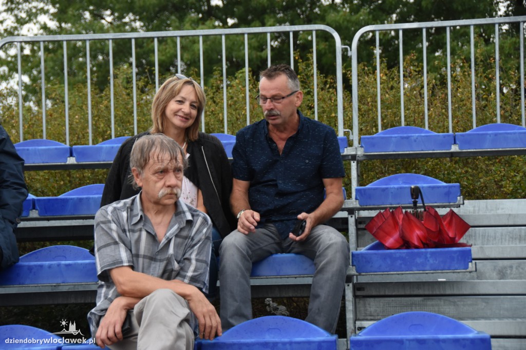 Cristal Band na pływającej scenie