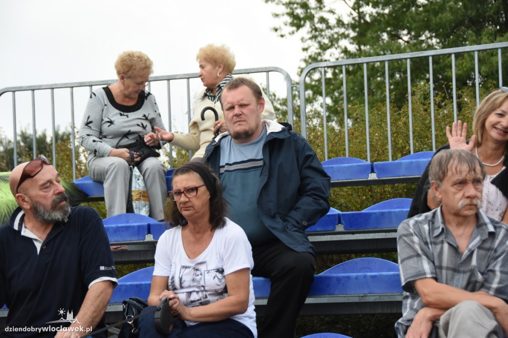 Cristal Band na pływającej scenie