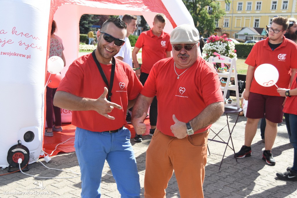 Impreza plenerowa na placu Wolności