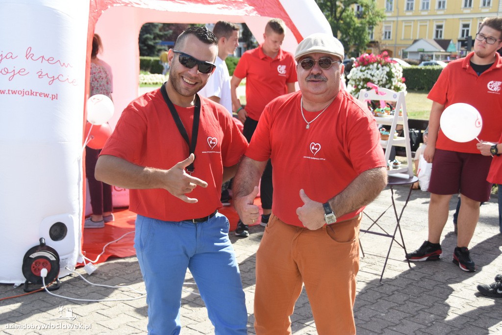 Impreza plenerowa na placu Wolności