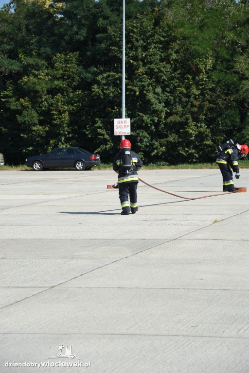 Zderzenie samochodu z cysterną