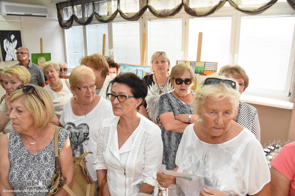 Wernisaż wystawy One w bibliotece