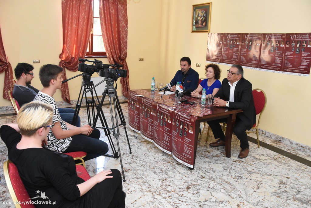 Konferencja prasowa w Pałacu