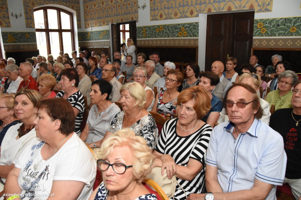 Szalom w Sekretnym Ogrodzie