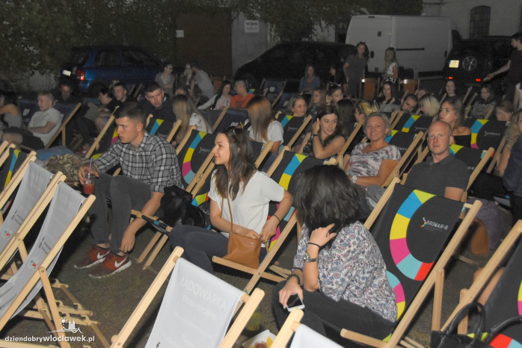 Kino plenerowe na Szpichlernej