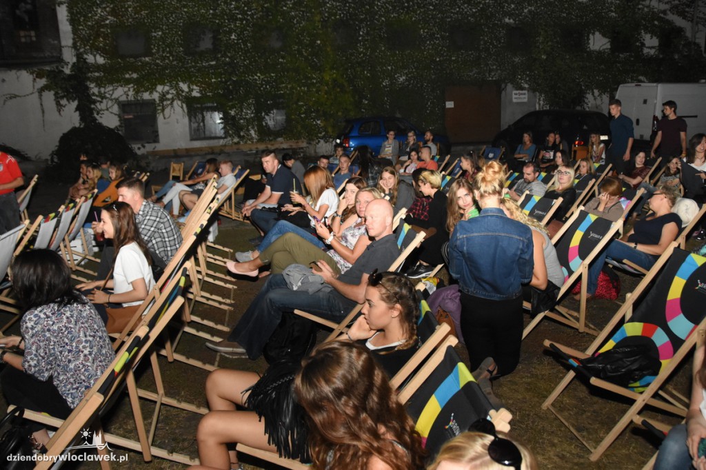 Kino plenerowe na Szpichlernej