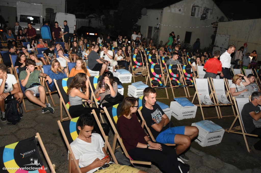 Kino plenerowe na Szpichlernej