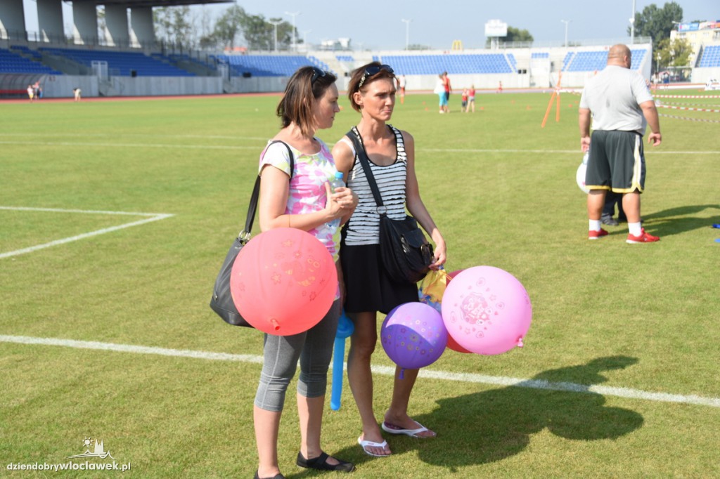 Piknik dla dzieci na stadionie
