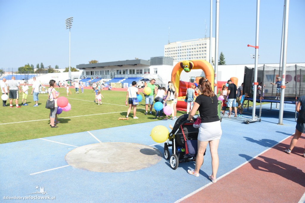 Piknik dla dzieci na stadionie