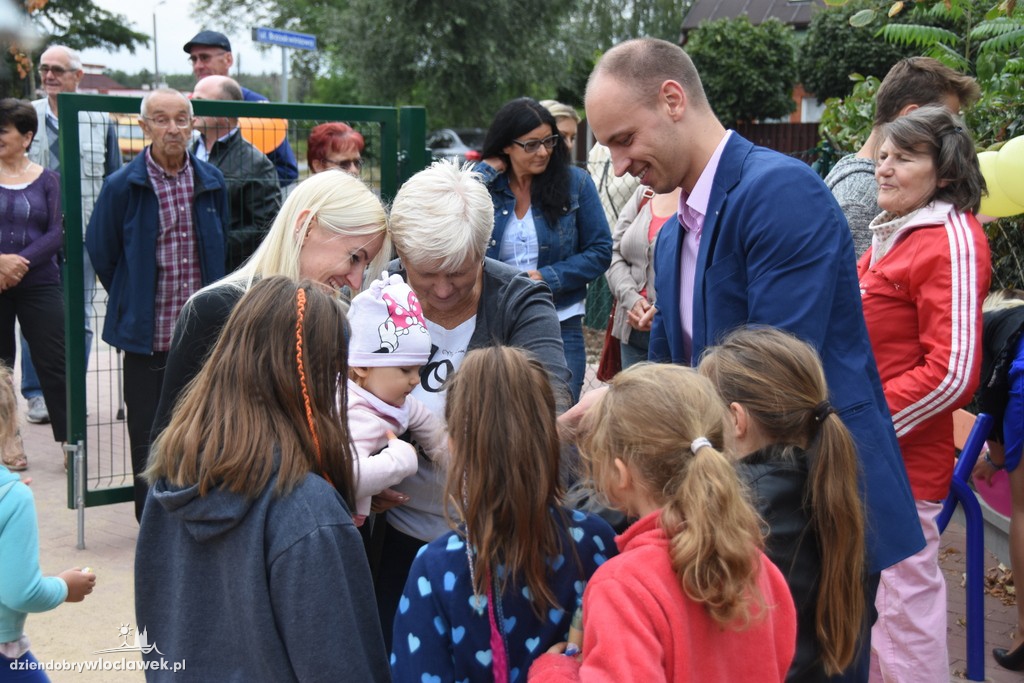 Otwarcie placu zabaw na Zawiślu