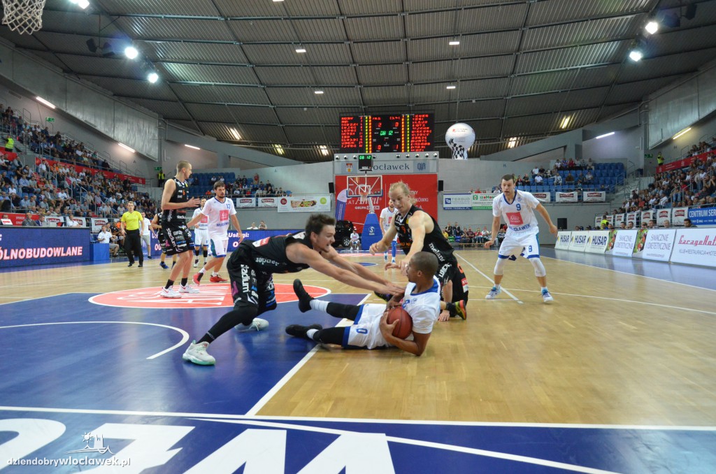KBC 2016: Anwil - Dolphins
