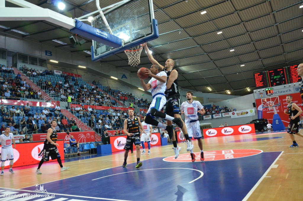 KBC 2016: Anwil - Dolphins