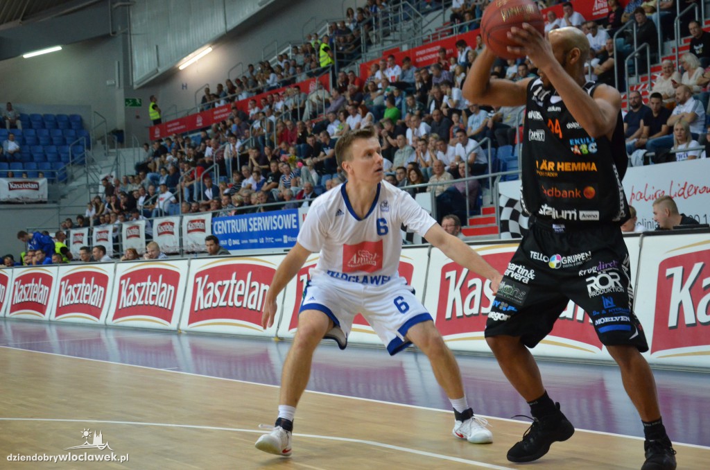 KBC 2016: Anwil - Dolphins