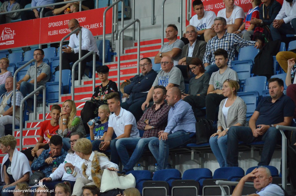 KBC 2016: Anwil - Dolphins