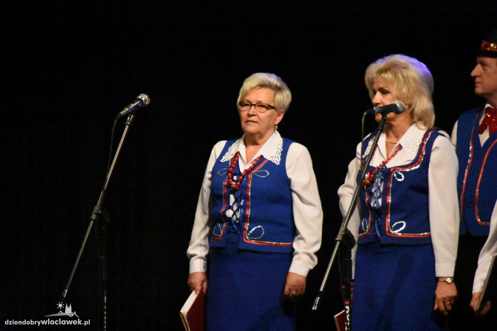Seniorzy na dużej scenie