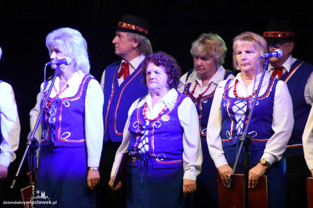 Seniorzy na dużej scenie