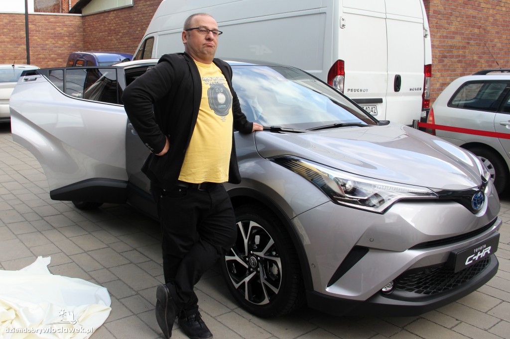Premiera Toyoty C-HR