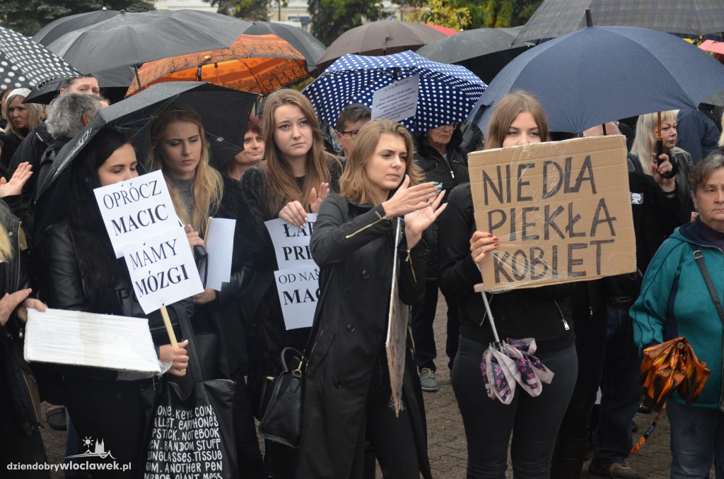 #czarnyprotest we Włocławku