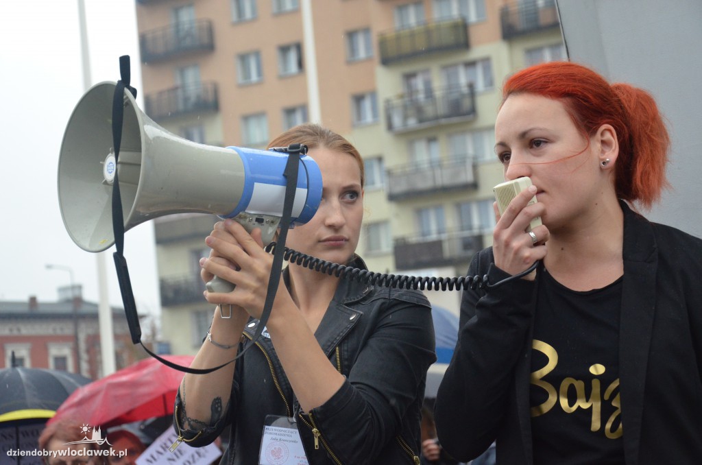 #czarnyprotest we Włocławku