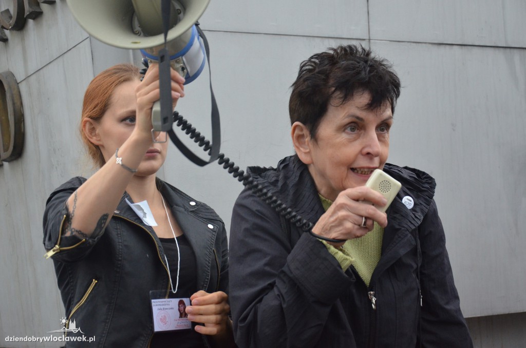 #czarnyprotest we Włocławku