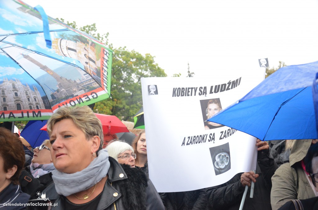 #czarnyprotest we Włocławku