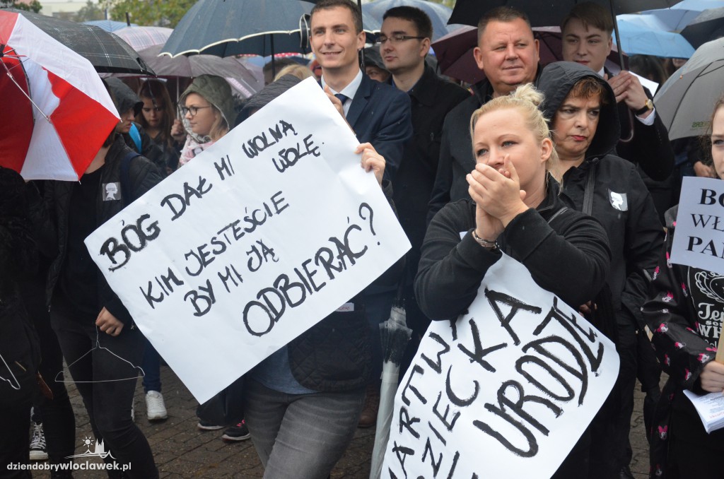 #czarnyprotest we Włocławku