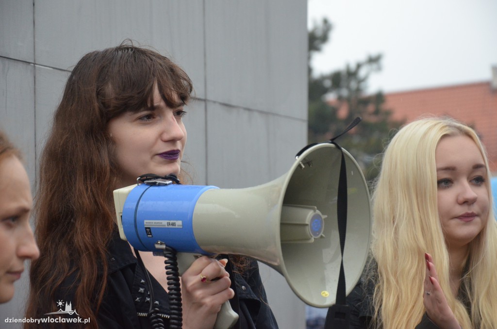 #czarnyprotest we Włocławku