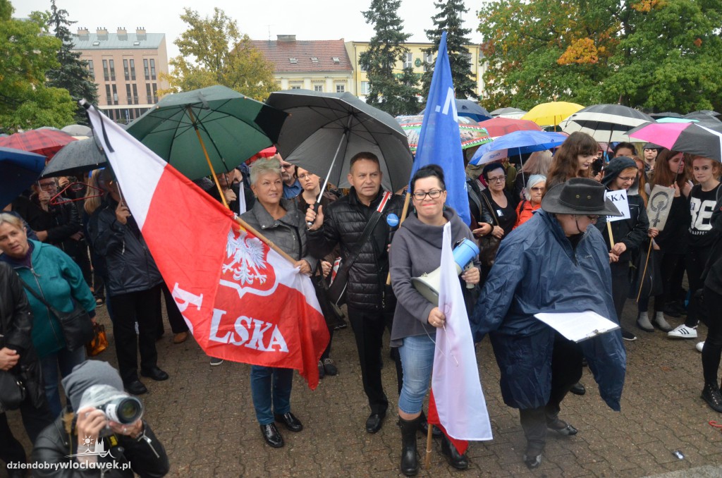 #czarnyprotest we Włocławku