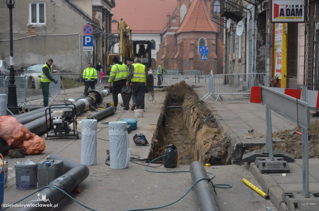 Budowa ciepłociągu w ulicy Cyganka