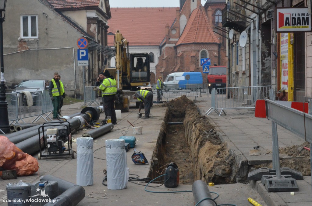 Budowa ciepłociągu w ulicy Cyganka