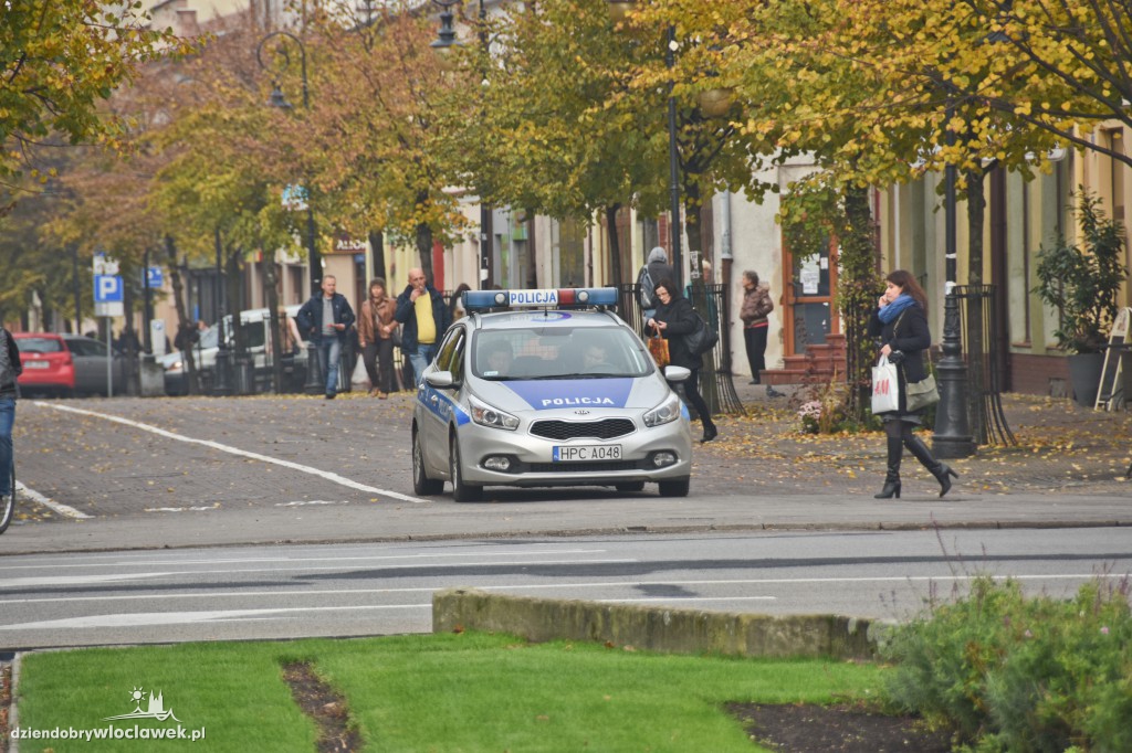 Strajk Kobiet na placu Wolności we Włocławku