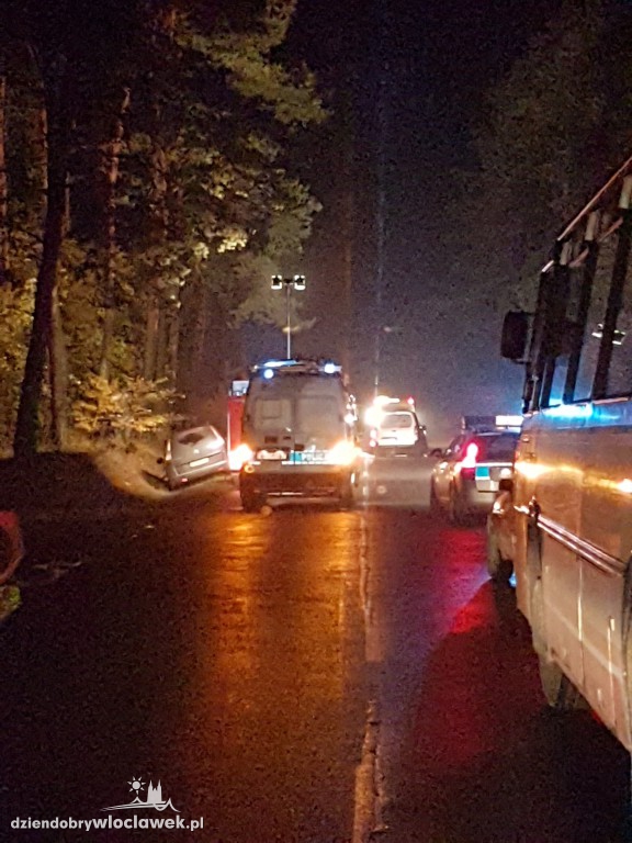 Czołowe zderzenie w pobliżu szpitala