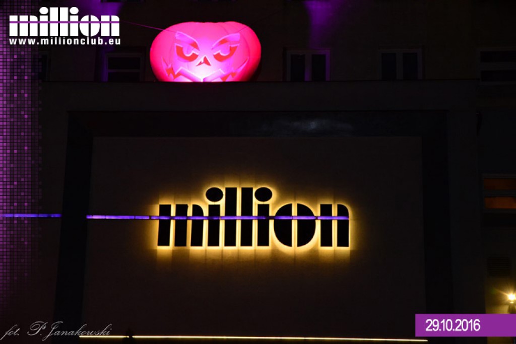 Sobotnia impreza w klubie Million