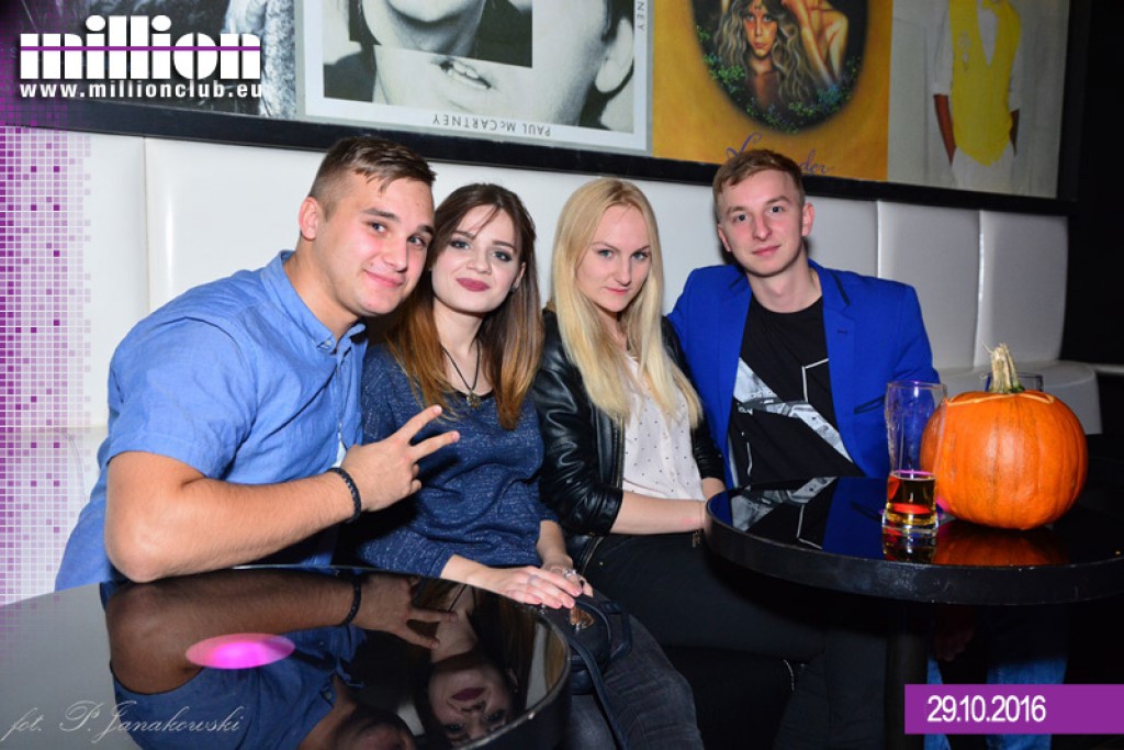 Sobotnia impreza w klubie Million