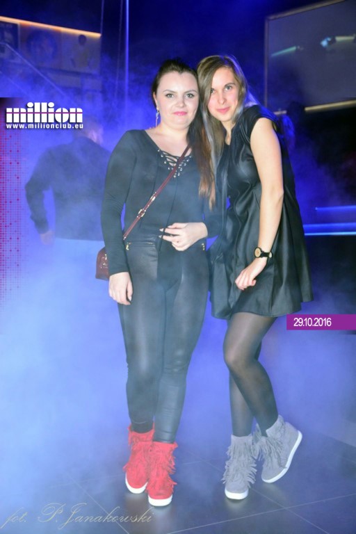 Sobotnia impreza w klubie Million