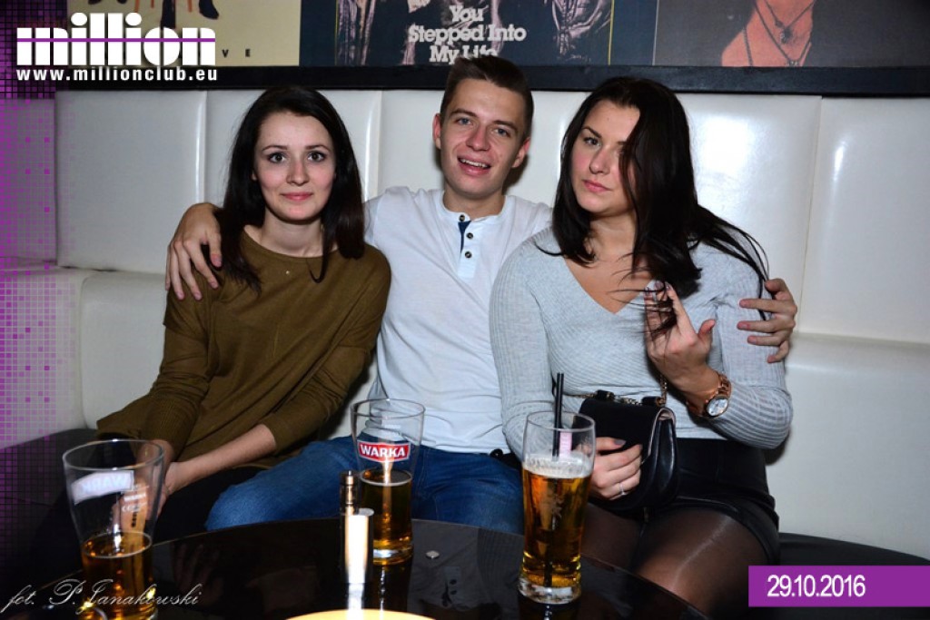 Sobotnia impreza w klubie Million