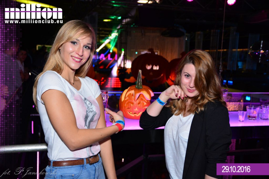 Sobotnia impreza w klubie Million