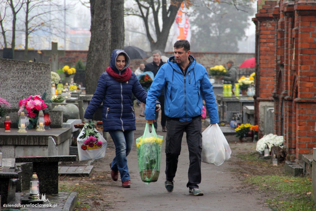 1.11 na Cmentarzu Komunalnym