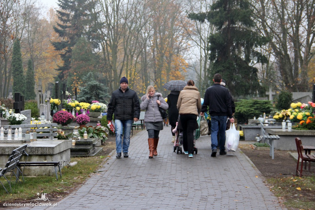 1.11 na Cmentarzu Komunalnym